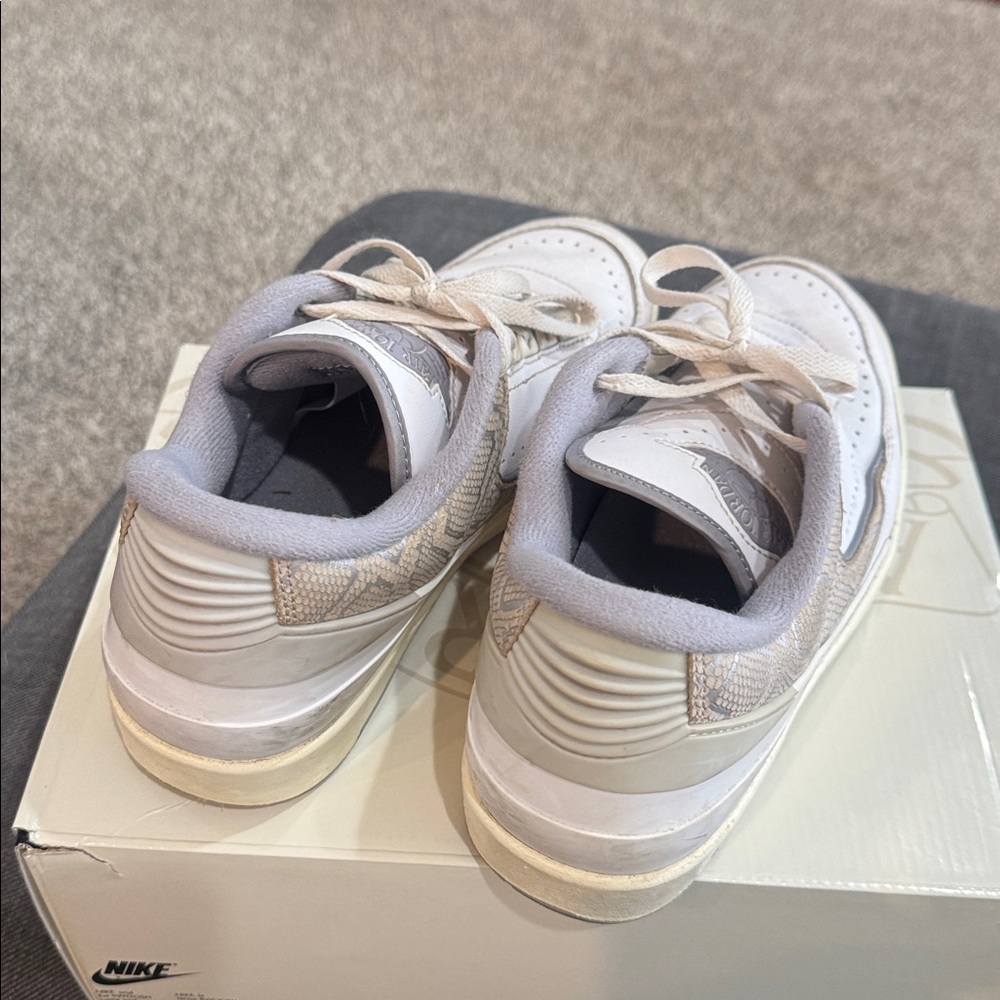 Air Jordan 2 retro low “Python”. - Picture 2 of 3